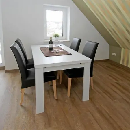 Haus-Sommerlust-Wohnung-10-9643 *